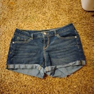 Aeropostale mid rise jean shorts size 6